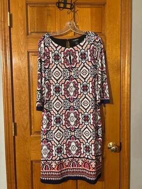 Liz Claiborne Career Medallion Print 3/4 Sleeve Sheath Dress Size L